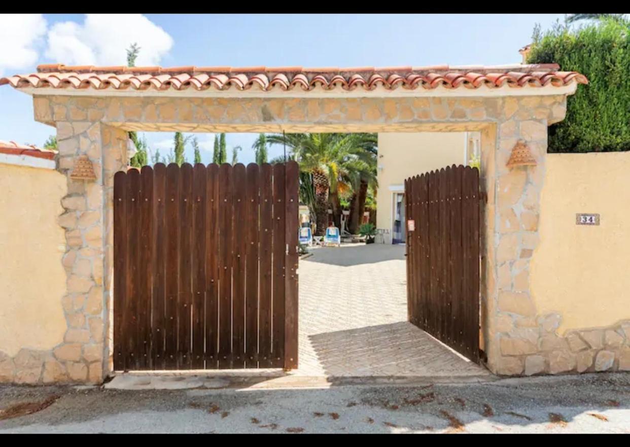 Villa Eva Asiana Guesthouse With Shared Pool Benissa Exterior photo